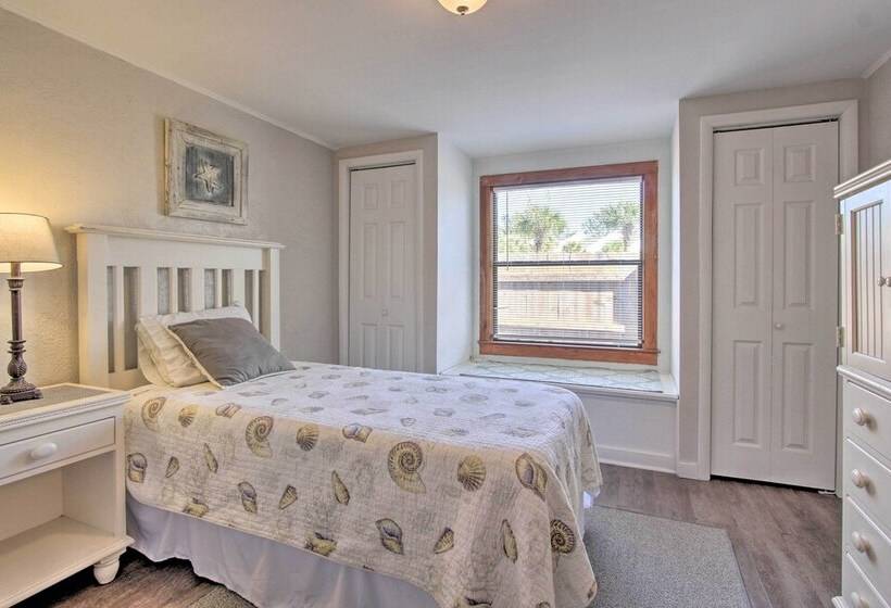 Live Like A Local   Bayfront Panama City Home