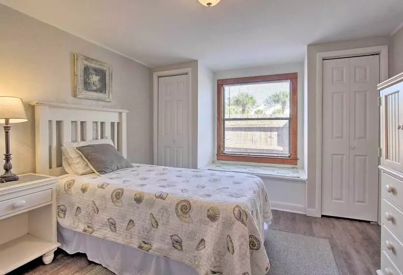 Live Like A Local   Bayfront Panama City Home