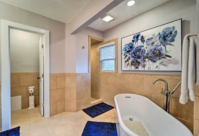 Lovely Lubbock Home W/ Furnished Deck & Grill