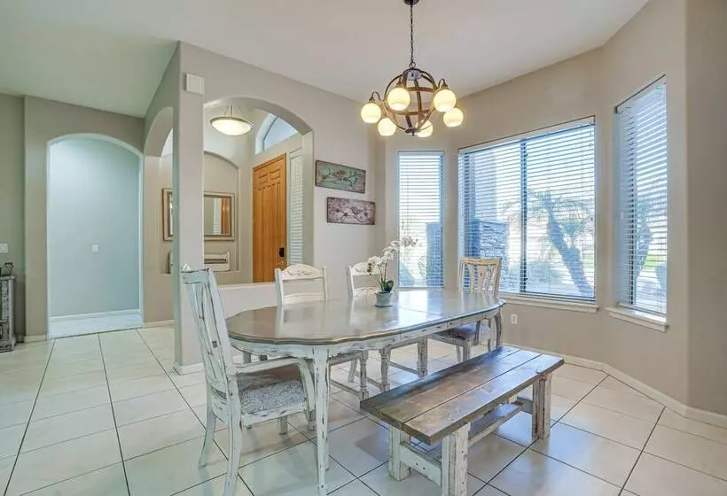 Goodyear Group Getaway W/ Pool & Putting Green