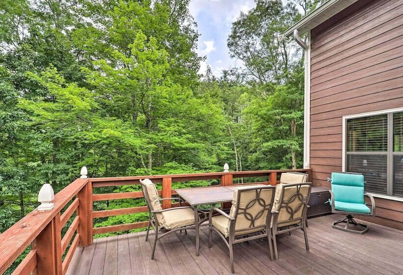 10 Mi To Grandfather Mountain:  Wolfe Creek Cabin