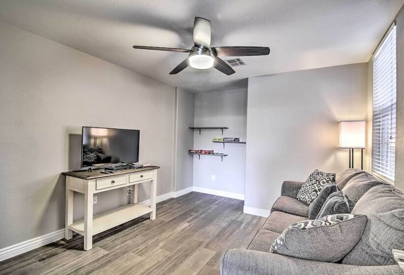 Mesa Abode W/ Grill & Hot Tub   2 Mi To Shopping!