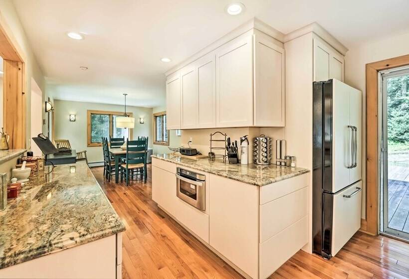 Modern Catskills Escape On 25 Acres W/ Deck!