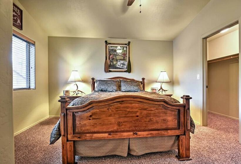 Mountain Cabin Retreat W/ Game Room, Patio & Views