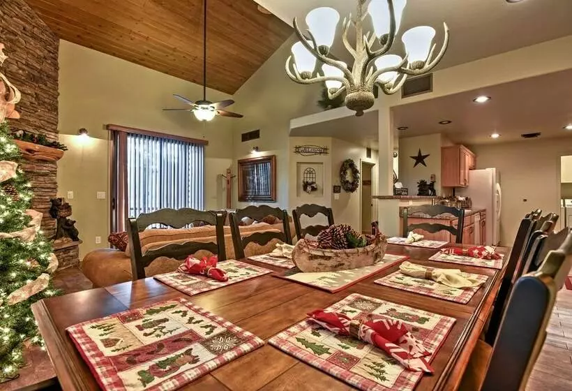 Mountain Cabin Retreat W/ Game Room, Patio & Views