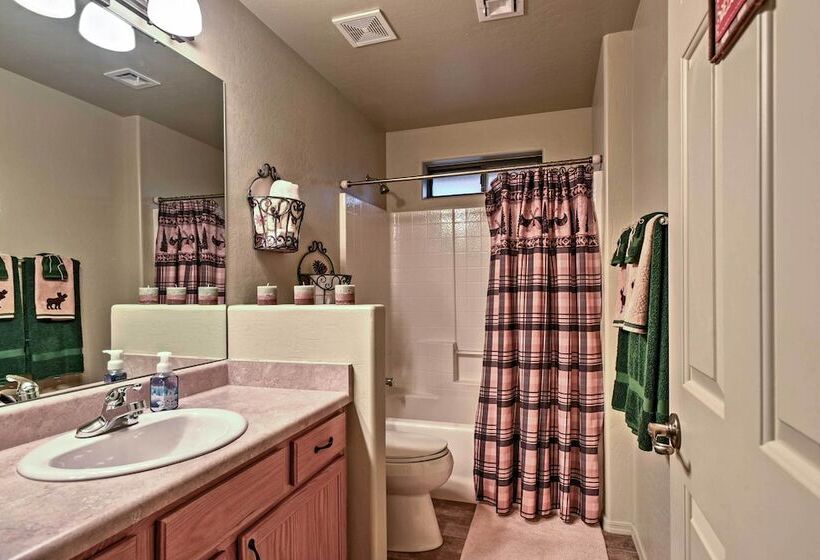 Mountain Cabin Retreat W/ Game Room, Patio & Views