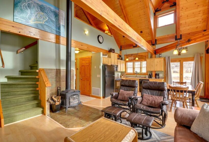 Off The Beaten Path  Cabin W/ Mtn Views & Hot Tub