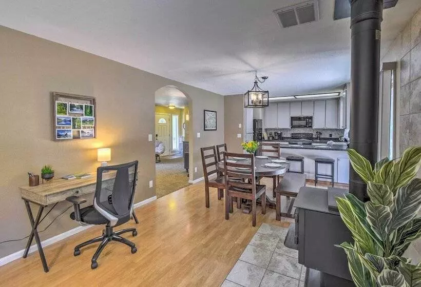 Peaceful Home < 8 Mi To Olympic National Park!