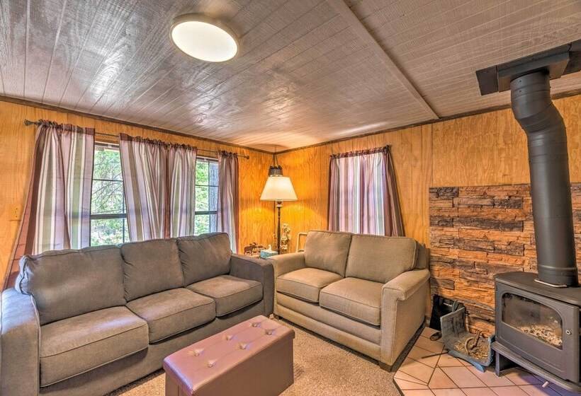 Pet Friendly Cloudcroft Cabin W/ Forest Views!