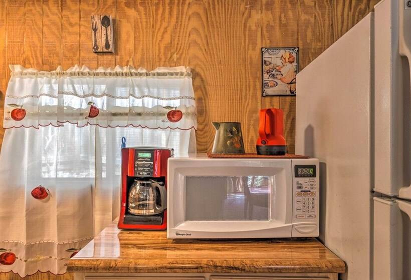 Pet Friendly Cloudcroft Cabin W/ Forest Views!