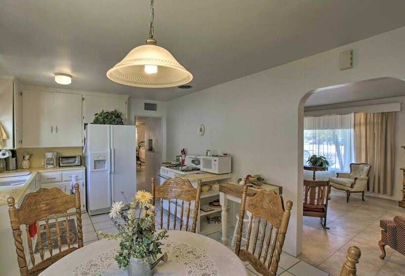 Central Phoenix Home < 3 Mi To Downtown!