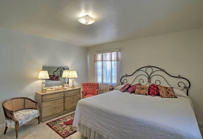 Central Phoenix Home < 3 Mi To Downtown!