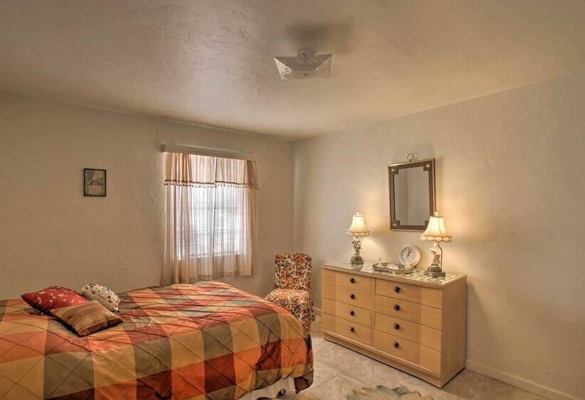 Central Phoenix Home < 3 Mi To Downtown!