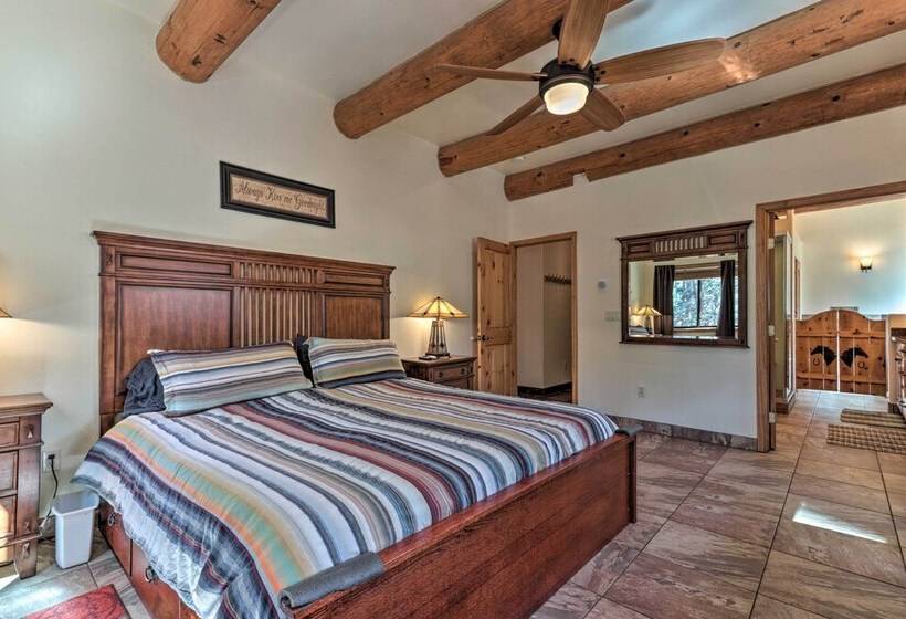 Home On 1 Acre W/ Wraparound Deck In Lakeside!