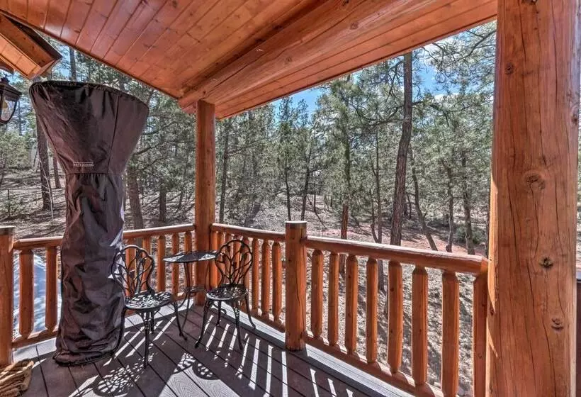 Home On 1 Acre W/ Wraparound Deck In Lakeside!