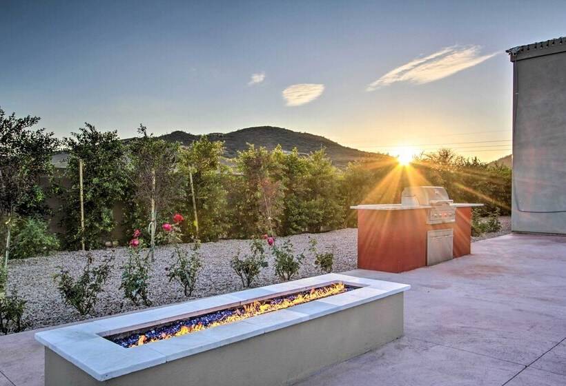 Phoenix Home W/ Desert Views & Garden Style Yard