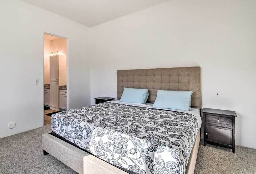 Phoenix Home W/ Desert Views & Garden Style Yard