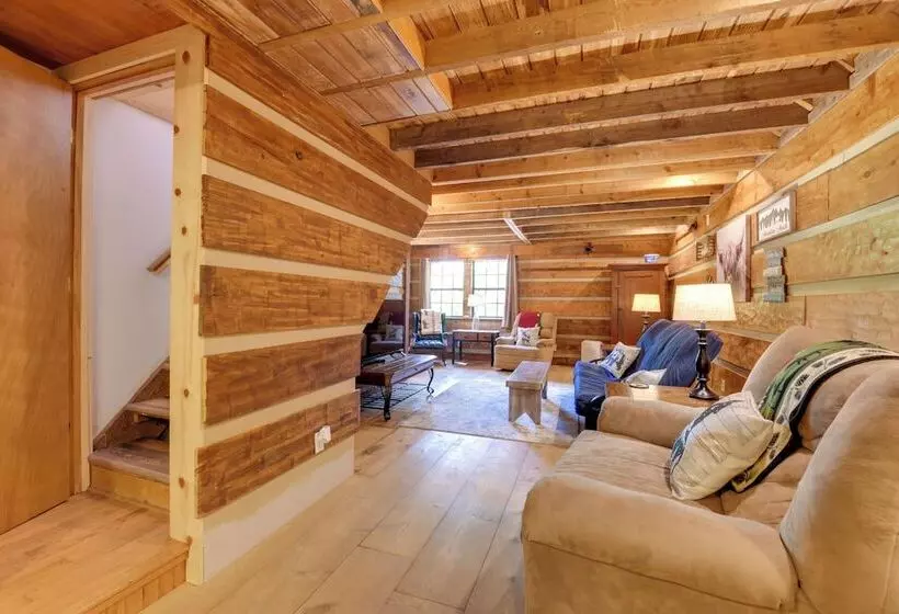 Relaxing Cosby Cabin W/ Fire Pit & Covered Porch!