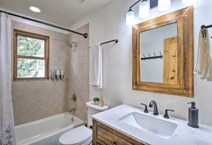 Rustic Mountain Sanctuary On 2+ Acres W/ Deck!