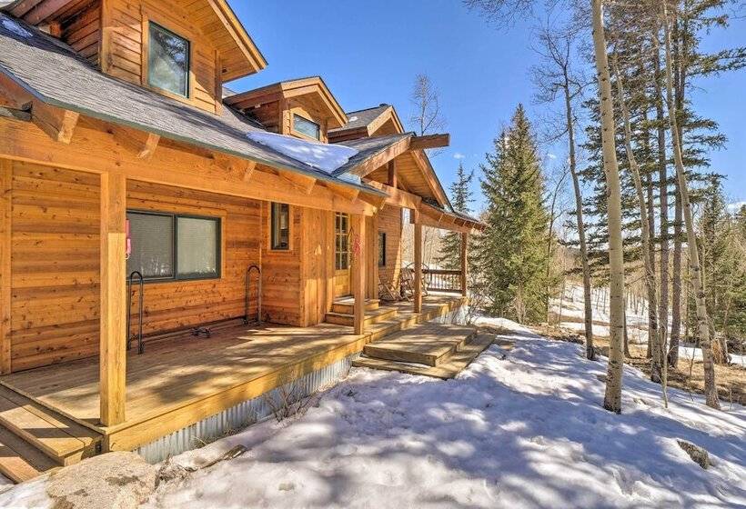 Rustic Mountain Sanctuary On 2+ Acres W/ Deck!