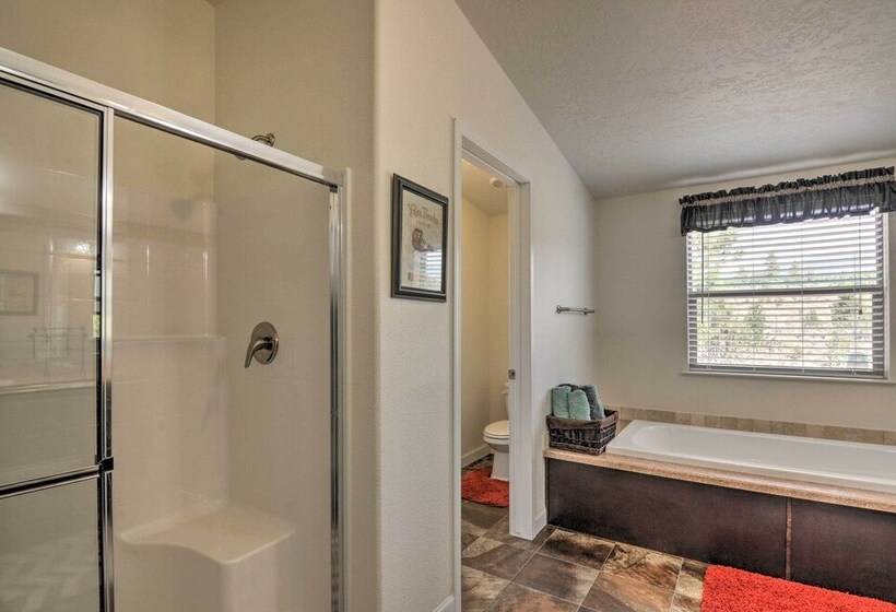 Secluded Boulder House Next To National Forests!