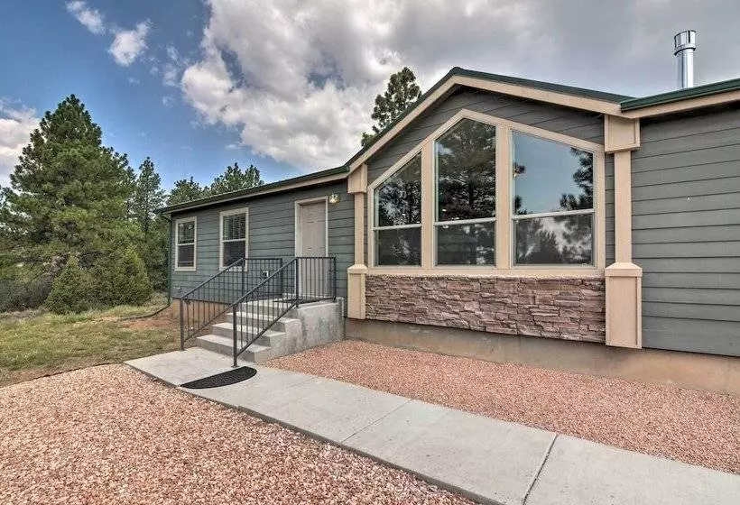 Secluded Boulder House   Next To National Forests!