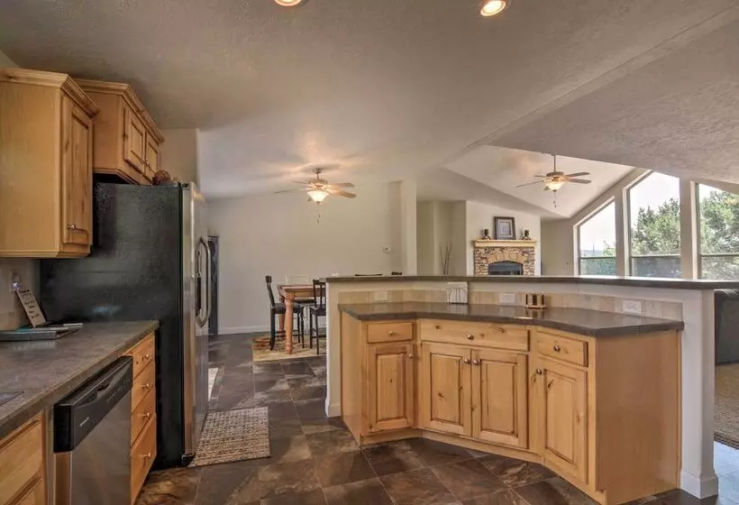 Secluded Boulder House   Next To National Forests!