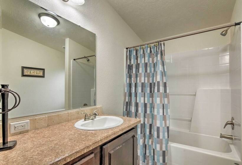 Secluded Boulder House Next To National Forests!