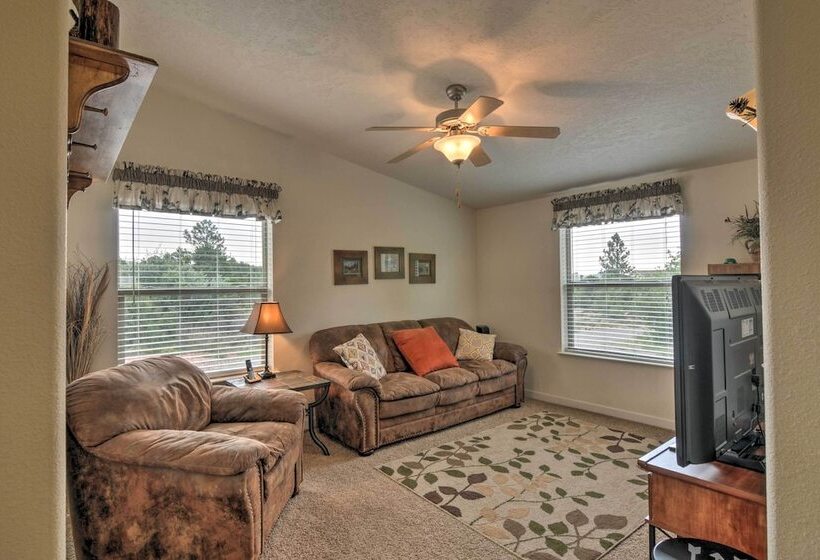 Secluded Boulder House Next To National Forests!