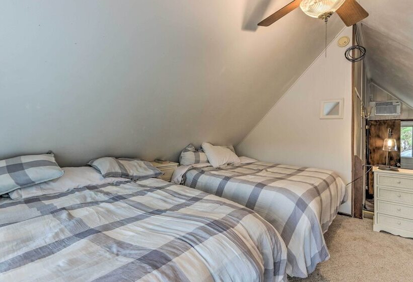 Serene Lake Of The Ozarks Retreat W/ Private Dock!