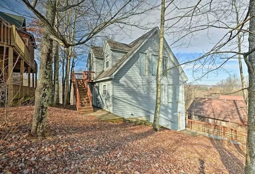 Ski In/ski Out Ghent Cabin W/ Mountain Views!