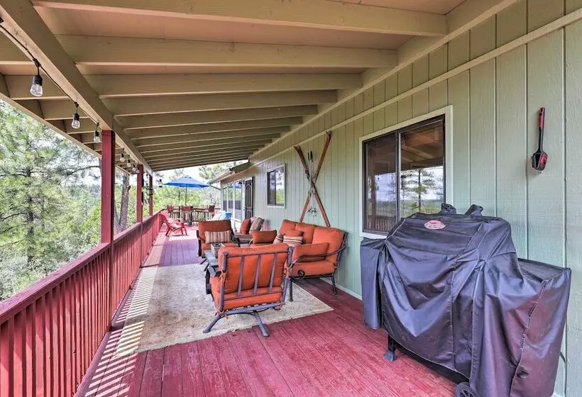 Strawberry Hideaway In The Pines W/ Hot Tub!