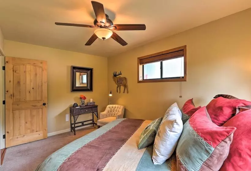 Strawberry Hideaway In The Pines W/ Hot Tub!