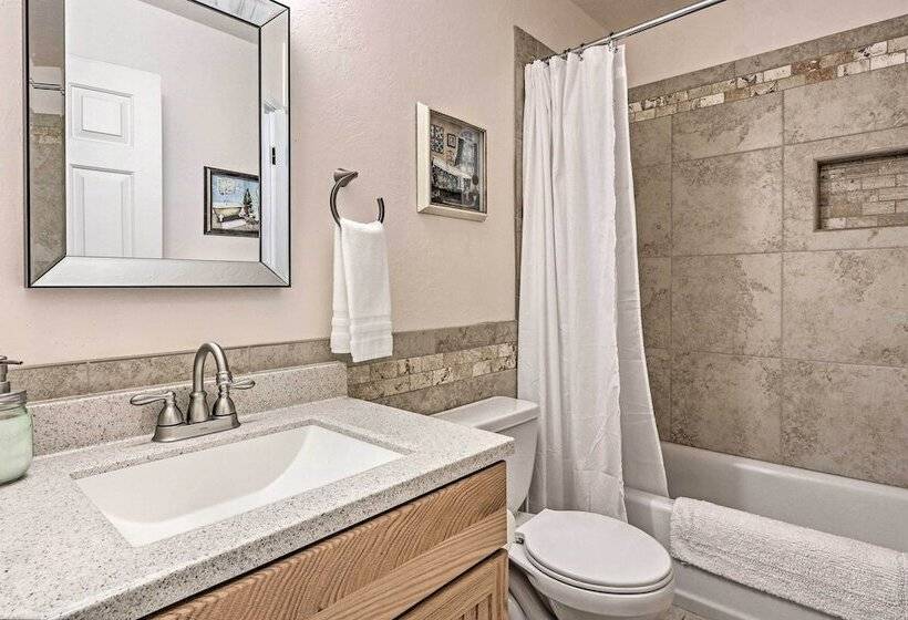 The Eagar House  White Mountains Gem W/ Views!