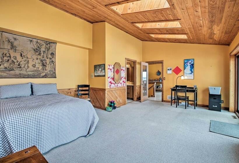 Updated Cabin On 7 Acres   Day Trip To Lake Geneva