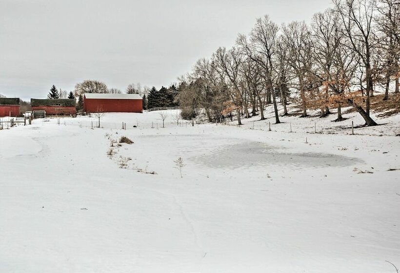 Updated Cabin On 7 Acres   Day Trip To Lake Geneva