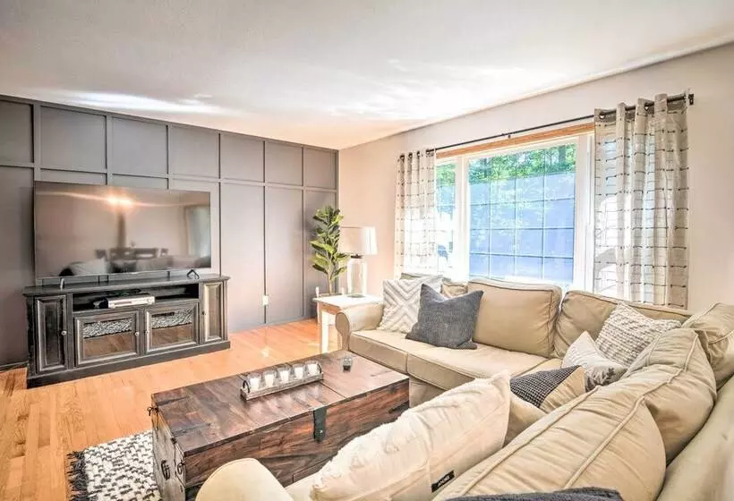 Upscale Family Cottage < 1 Mi To Higgins Lake