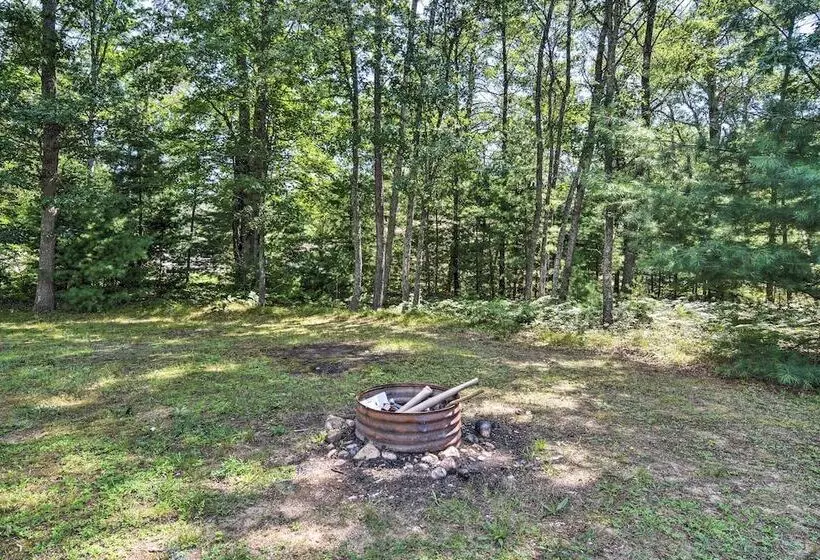 Upscale Family Cottage < 1 Mi To Higgins Lake