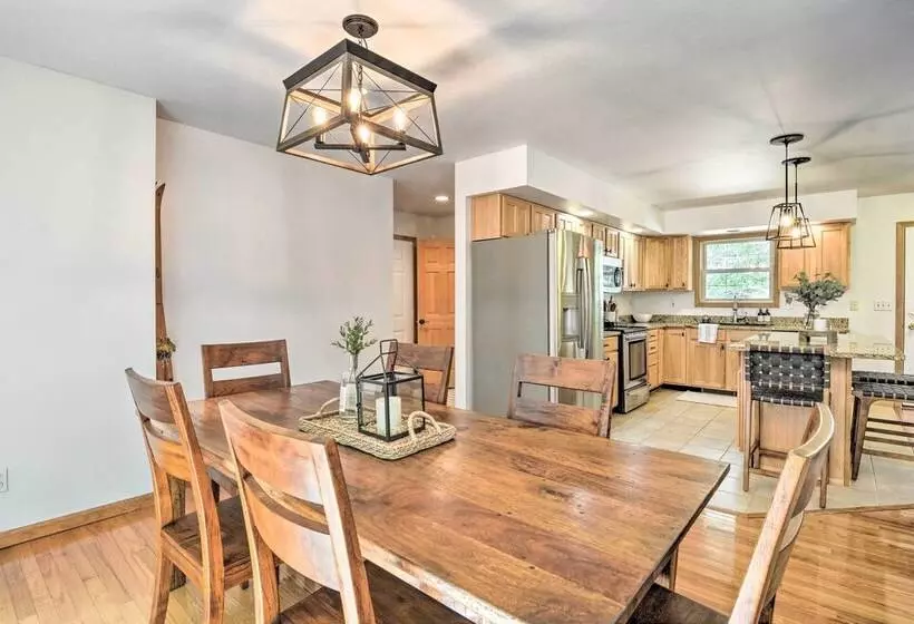 Upscale Family Cottage < 1 Mi To Higgins Lake