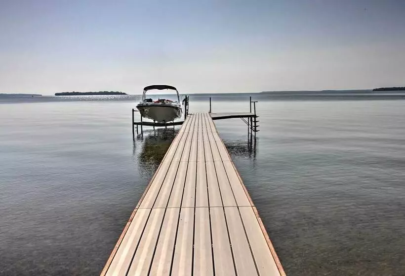 Waterfront Leech Lake Cabin W/ Dock, Fire Pit