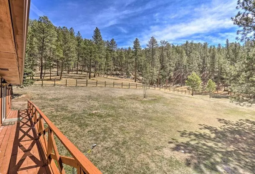 Wyoming Nature Retreat: 19 Mi To Devils Tower