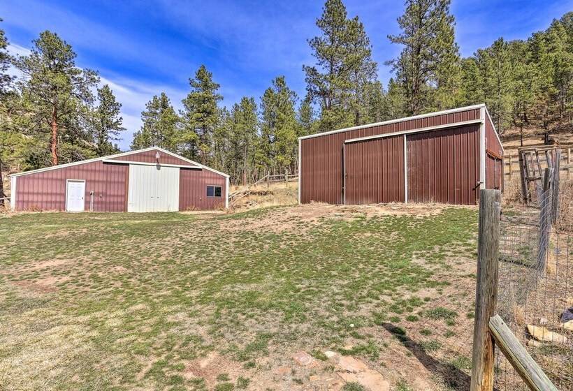 Wyoming Nature Retreat: 19 Mi To Devils Tower