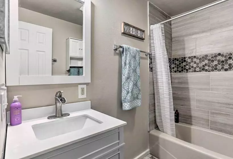 Wyoming Nature Retreat: 19 Mi To Devils Tower