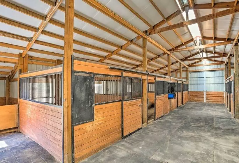 Wyoming Nature Retreat: 19 Mi To Devils Tower