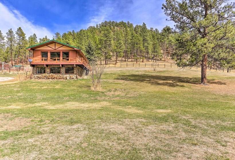 Wyoming Nature Retreat: 19 Mi To Devils Tower