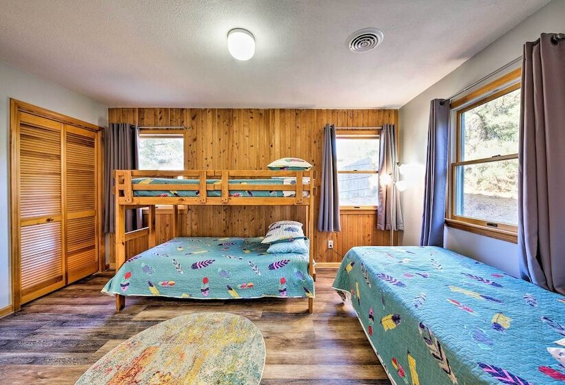 Bright Southern Shores Family Home < 1 Mi To Beach