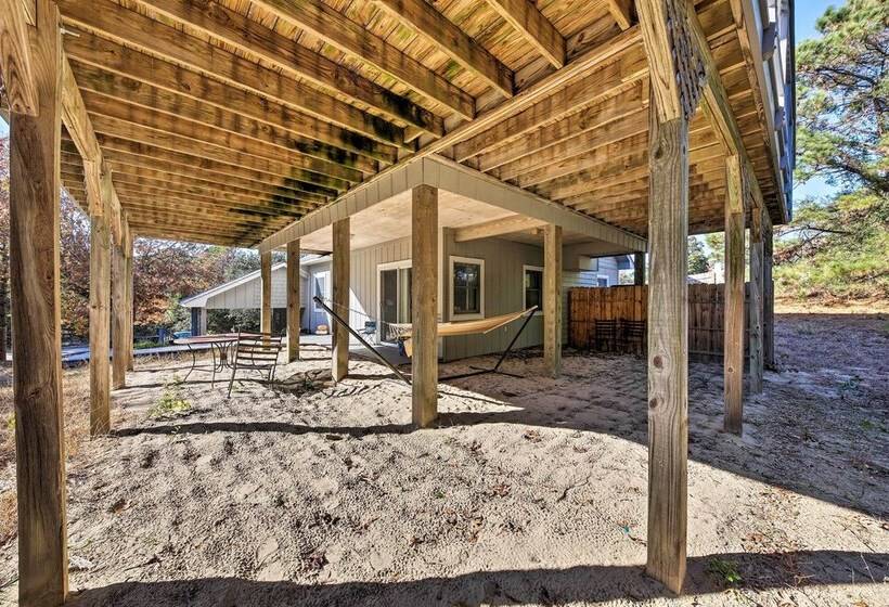 Bright Southern Shores Family Home < 1 Mi To Beach