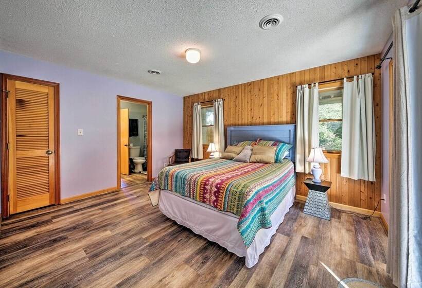 Bright Southern Shores Family Home < 1 Mi To Beach