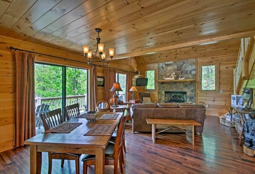 Mins From Polar Express Train: Bryson City Cabin!