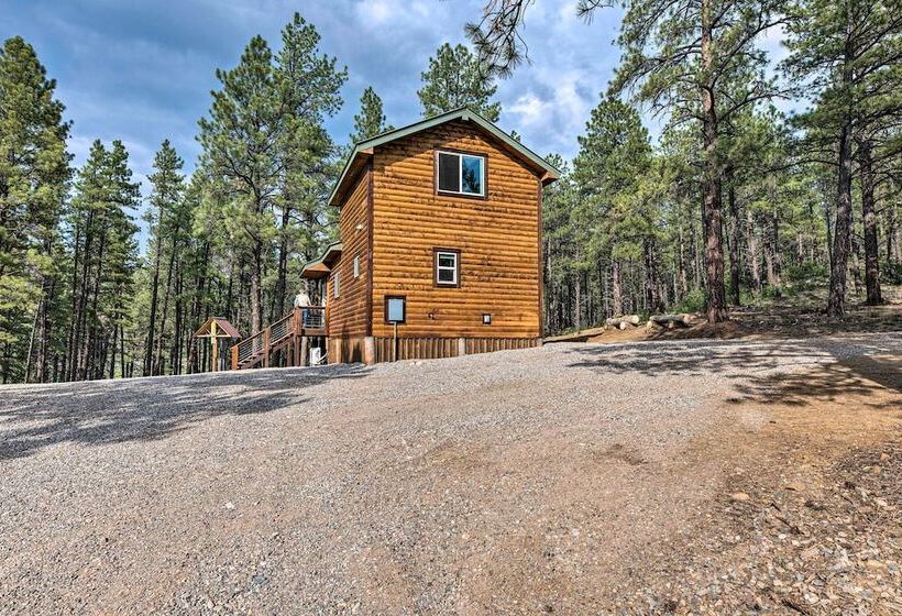 Cabin At The Little Ranch : Hiking On Site!